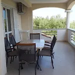 Apartamento By The Sea Tkon, Pasman - 8297 Tkon